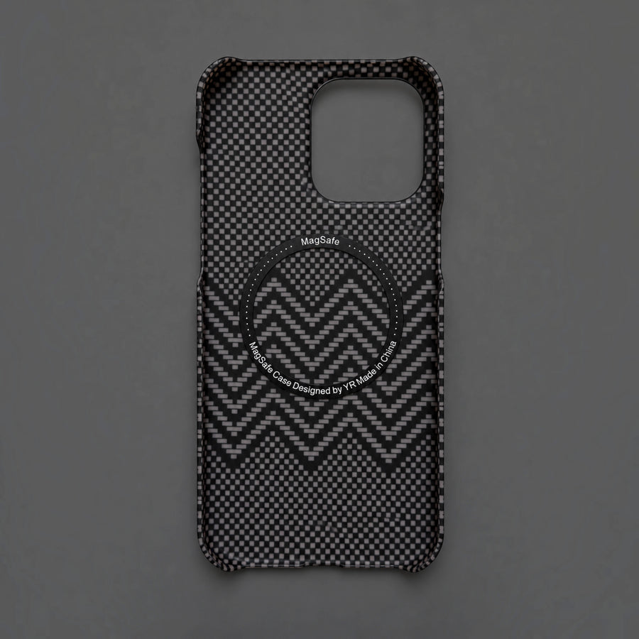 Textured Zigzag MagSafe Case — iPhone Pro Max